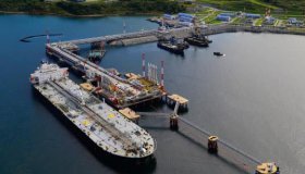 Отгрузка нефти через крупнейшие порты РФ в ноябре упала на 20%, до 7,445 млн т